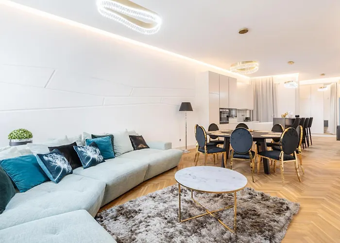 4 Bedrooms At Fashion Street