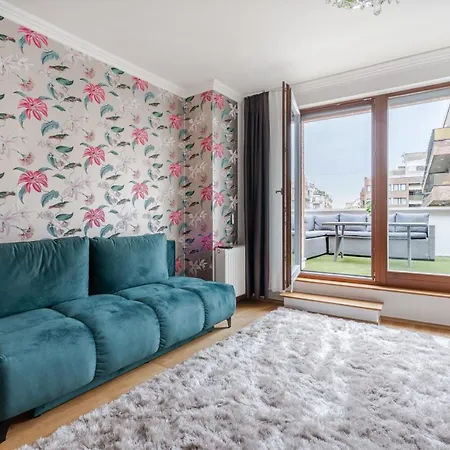 Apartament Penthouse Three Bedrooms, Three Balconies With Free Parking In Kiraly Street *