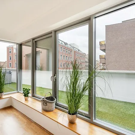 Apartament Penthouse Three Bedrooms, Three Balconies With Free Parking In Kiraly Street Budapeszt
