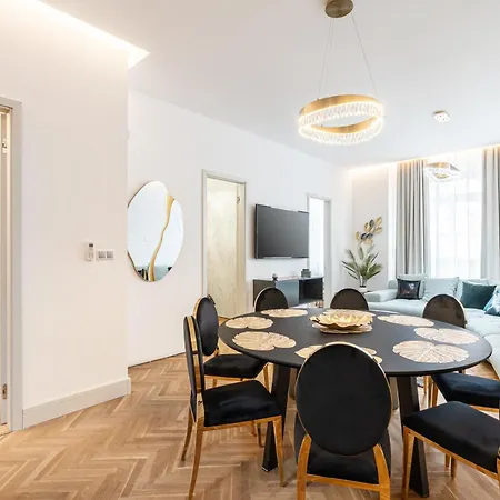Four Bedrooms Luxury Design At Fashion Street Appartamento Budapest