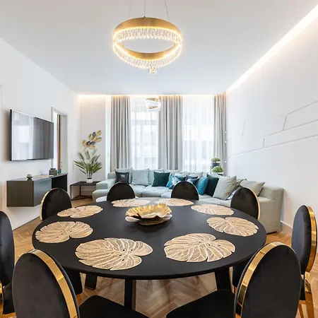 Four Bedrooms Luxury Design At Fashion Street *