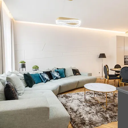 Four Bedrooms Luxury Design At Fashion Street